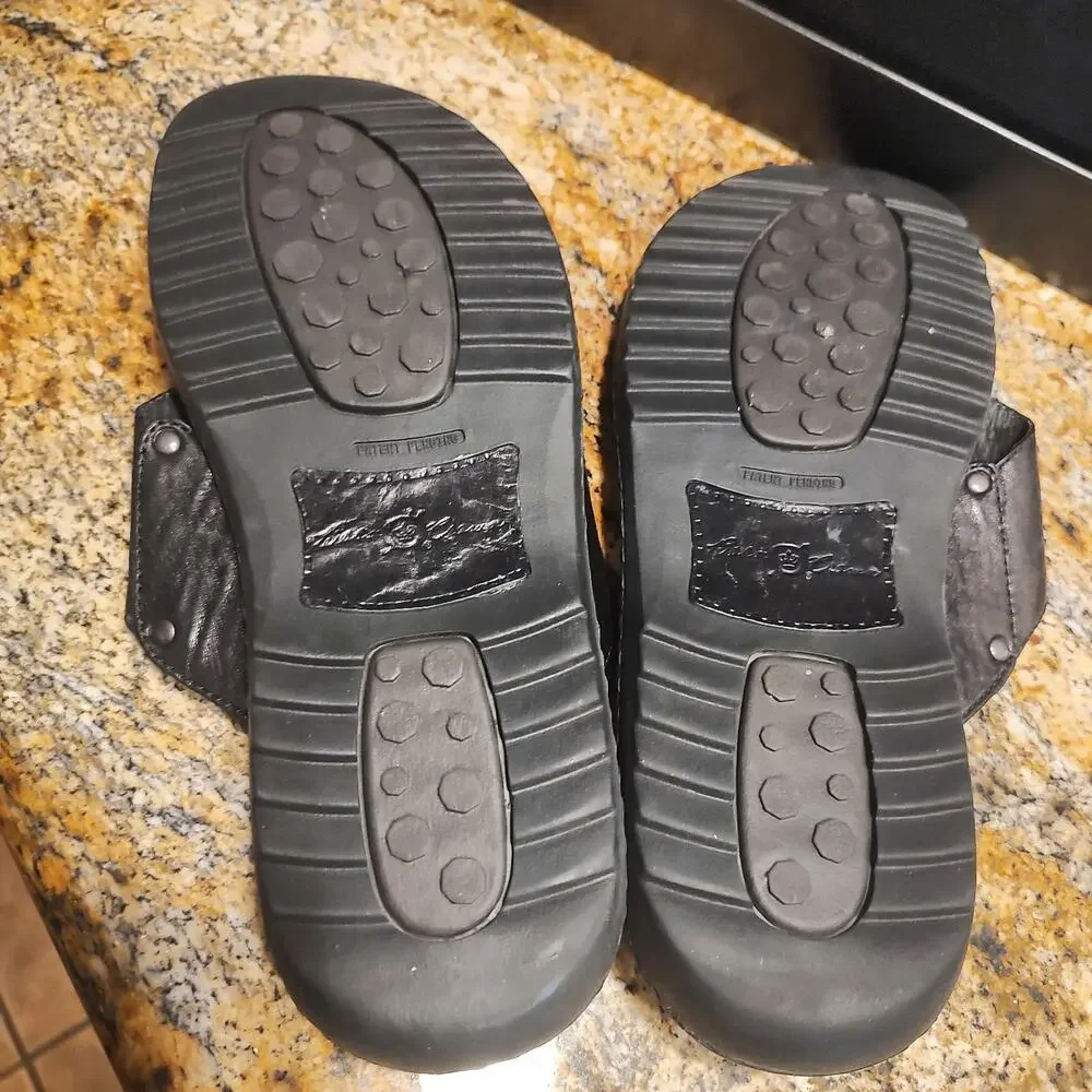 Rare Born Monroe Black Sandals Size 11 USA Model M3722
